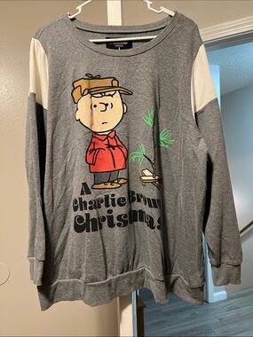 torrid Gray Charlie Brown Graphic Crewneck Sweatshirt with Red & Green Accents